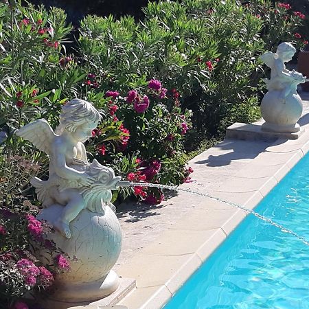Les Chambres Manon - Piscine, Spa, Tennis Belcodene Bagian luar foto