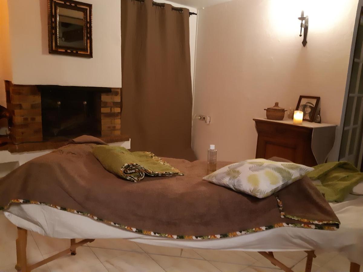 Les Chambres Manon - Piscine, Spa, Tennis Belcodene Bagian luar foto